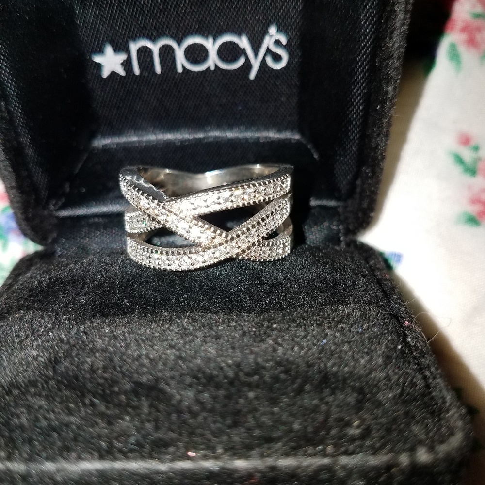 While Gold Filled Criss Cross Ring - image 3